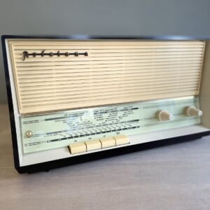 Vintage bluetooth radio Aristona mint 1959