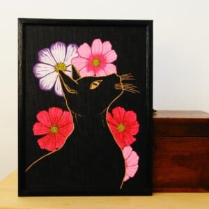 Zwarte Kat en Bloemen, Acrylverf Schilderij