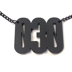 030! 2.0 naamketting zwart