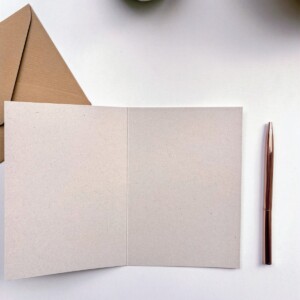 A6 wenskaart dubbel op duurzaam eco-vezelpapier met craft envelop - paars oranje Iris