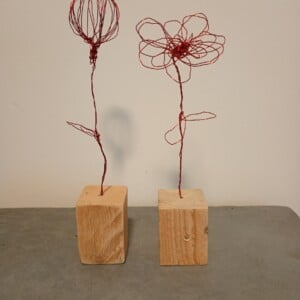 Decoratie, 2x bloem ijzerdraad, BILLIE-2, rood