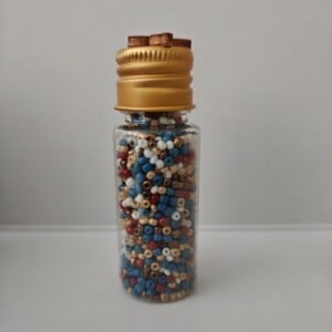 Flesjes met rocailles 2mm (partij 2)