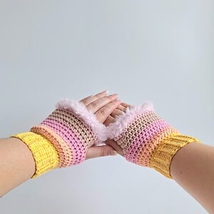 Gehaakte handschoenen - gehaakte vingerloze handschoenen | Geel, perzik, lichtroze en poederroze