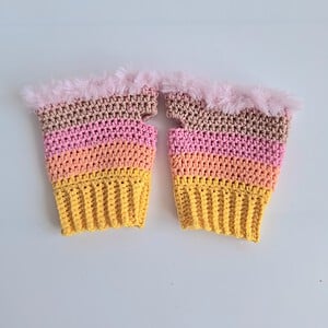 Gehaakte handschoenen - gehaakte vingerloze handschoenen | Geel, perzik, lichtroze en poederroze