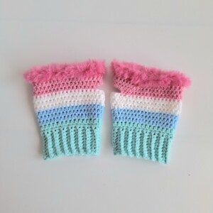 Gehaakte handschoenen - gehaakte vingerloze handschoenen | Mintgroen, lichtblauw, wit, lichtroze en barbieroze