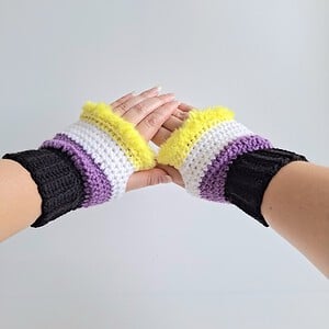 Gehaakte handschoenen - gehaakte vingerloze handschoenen | Non-binary Pride vlag