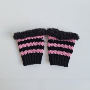 Gehaakte handschoenen - gehaakte vingerloze handschoenen | Zwart en lichtroze