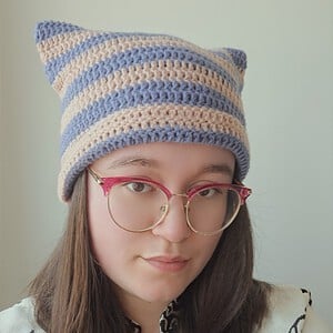Gehaakte muts | Denimblauw en oudroze