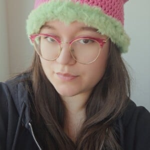 Gehaakte muts met imitatiebont | Barbie roze en groen