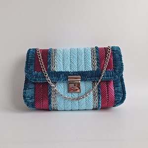 Geweven crossbody tas | Lichtblauw, petrol en magenta