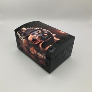 Handgedecoreerde bamboe sieradendoos ‘The Happy Puppy’’