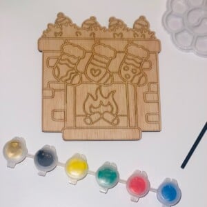 Houten Kerstornament Knutselset – DIY Verfset voor Kinderen – Kerst Openhaard, – Creatief Knutselcadeau – Inclusief Verf & Kwast – Crafted Creations