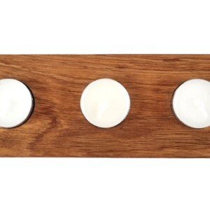 Kandelaar van eikenhout