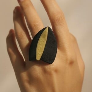 Unieke ring - Noire - verstelbare polymeerklei ring