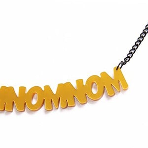 Omnomnom! 2.0 naamketting goud