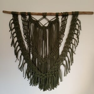 Wanddecoratie IRIS, macramé, kaki