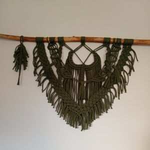 Wanddecoratie, macramé, kaki