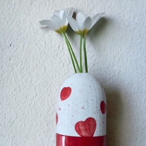 Handgemaakte Keramiek - pil vaas -  liefde pil