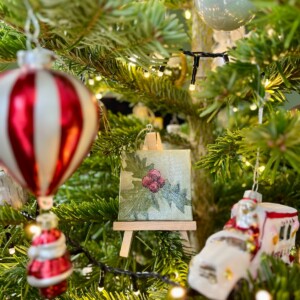 KUNSTBAL - Hulstblaadjes - Handgeschilderd canvas voor in de kerstboom