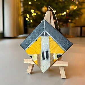 KUNSTBAL - Kubuswoning - Handgeschilderd canvas voor in de kerstboom