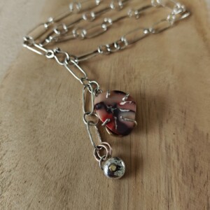 Rough Enough Collection, zilveren ketting met Mookaiet harthanger