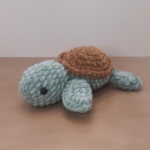Sea turtle-Schildpad Knuffel- Gehaakte in chenille garen