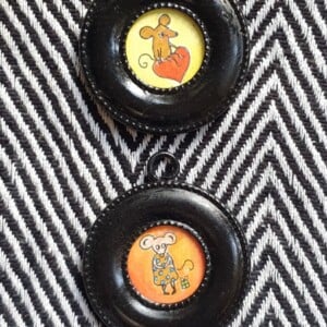 Set van 4 mini schilderijtjes – schattige muisjes – originele aquarel illustraties – ronde zwarte lijstjes – 9 cm – uniek & handgemaaktu