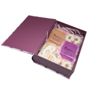Unieke Bubsy Cadeaubox – Luxe Zeep en Hart Kaars | Handgemaakt, Natuurlijk & Limited Edition Geschenk