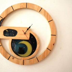 Clock with cats and the moon