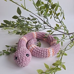 Gehaakte knuffel | Lila, perzikoranje en wit
