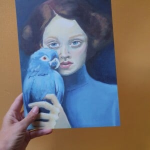 Uniek Kunstportret – Vrouw met Papegaai | Blauwe Tinten