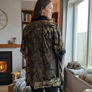 De Bog Coat – Een Tijdloze Eyecatcher