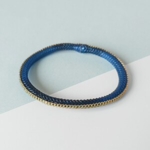 Fel gekleurde stapelarmbanden met magneetsluiting