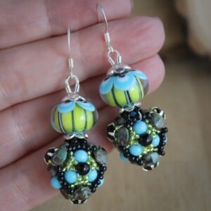 Lentedans & Midzomernacht – Artistieke Lampwork Oorbellen van Glas en Zilver met Modern Folk Feeling