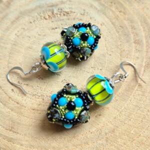 Lentedans & Midzomernacht – Artistieke Lampwork Oorbellen van Glas en Zilver met Modern Folk Feeling