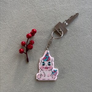 Magische Unicorn Sleutelhanger - handgeborduurd