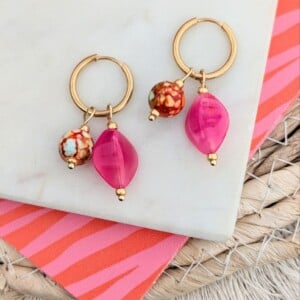 Triangle stone oorbellen - in 2 kleuren