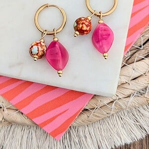 Triangle stone oorbellen - in 2 kleuren