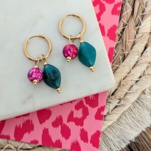 Triangle stone oorbellen - in 2 kleuren