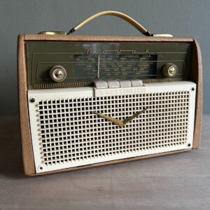 Vintage bluetooth radio NOVAK 1959