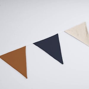 Vlaggenlijn Earth & Sky | Blauw / (roest) Bruin / Terracotta / Beige slinger met driehoek vlaggetjes gemaakt van stof