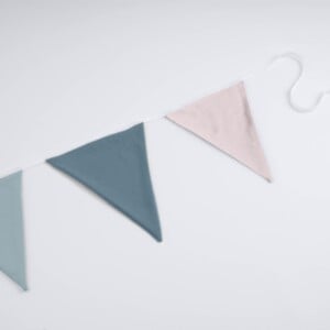 Vlaggenlijn Sandy Ocean | Blauw / Turquoise / Beige / Neutraal / Aarde tinten slinger met driehoek vlaggetjes gemaakt van stof