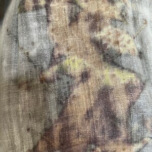 Eri zijden sjaal amberblad print