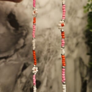 Gekleurde bloemen kralenketting