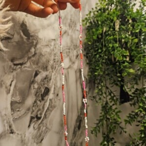 Gekleurde bloemen kralenketting