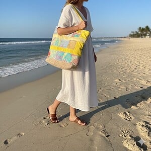 Grote handgemaakte tas van zijde en katoen met print en rits – ideaal voor sauna, strand en babyspullen