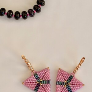 Handgemaakte glanzende driehoek oorbellen