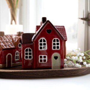 Keramieken Huisje - Rood met Hartjes Ramen