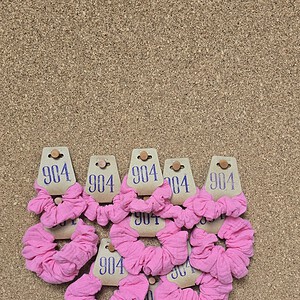 Scrunchie van double gauze | fuchsia | roze | handgemaakt | meerdere kleuren | Atelier 904