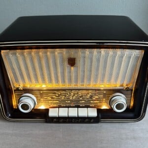 Vintage bluetooth radio Philips BX253U